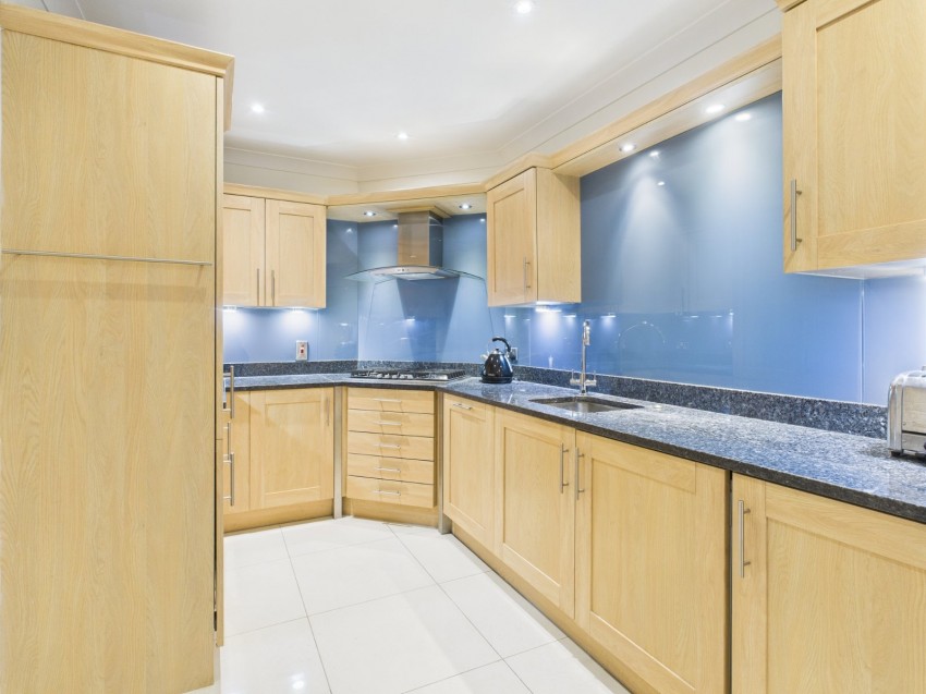 Images for Beaconsfield, Buckinghamshire EAID:2640919782 BID:BEA