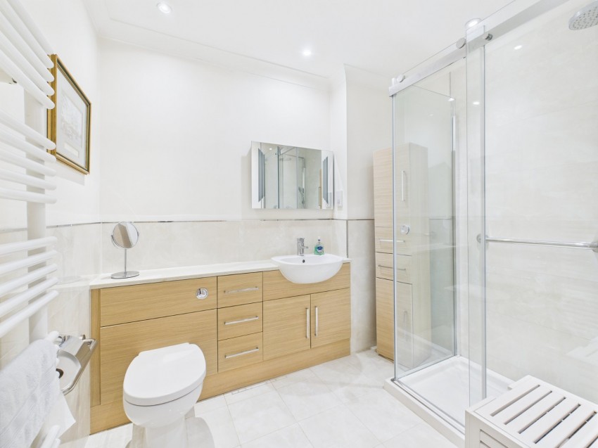 Images for Beaconsfield, Buckinghamshire EAID:2640919782 BID:BEA