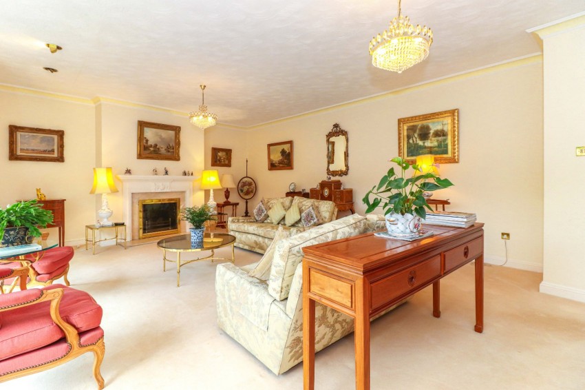 Images for Knotty Green, Beaconsfield, Buckinghamshire EAID:2640919782 BID:BEA