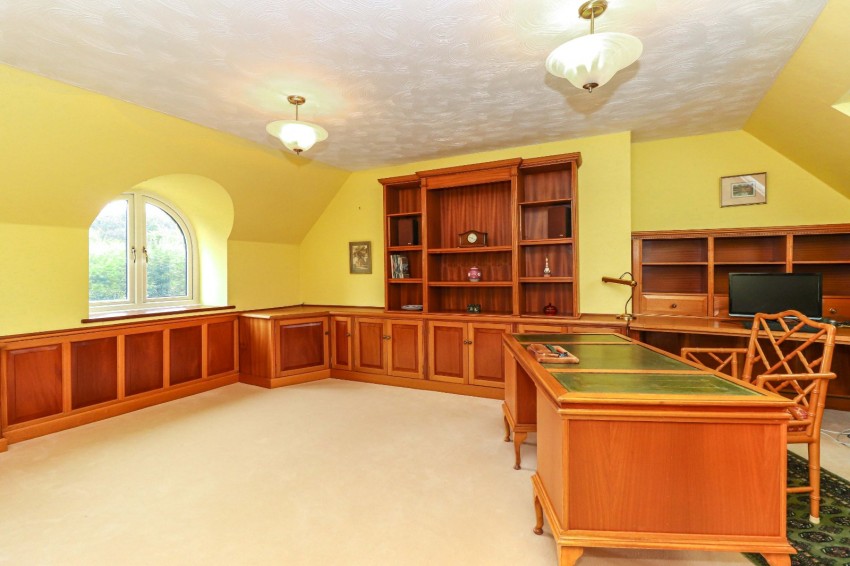 Images for Knotty Green, Beaconsfield, Buckinghamshire EAID:2640919782 BID:BEA
