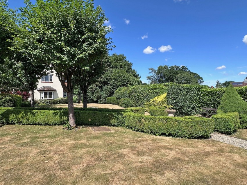 Images for Beaconsfield, Buckinghamshire EAID:2640919782 BID:BEA