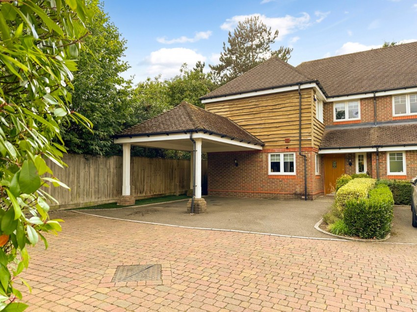 Images for Beaconsfield, Buckinghamshire EAID:2640919782 BID:BEA
