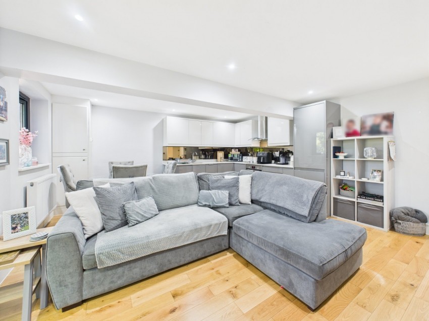 Images for Loudwater, Buckinghamshire EAID:2640919782 BID:BEA