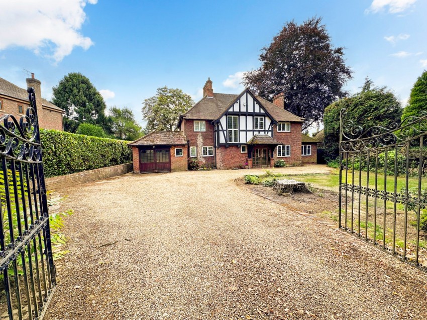 Images for Beaconsfield, Buckinghamshire EAID:2640919782 BID:BEA