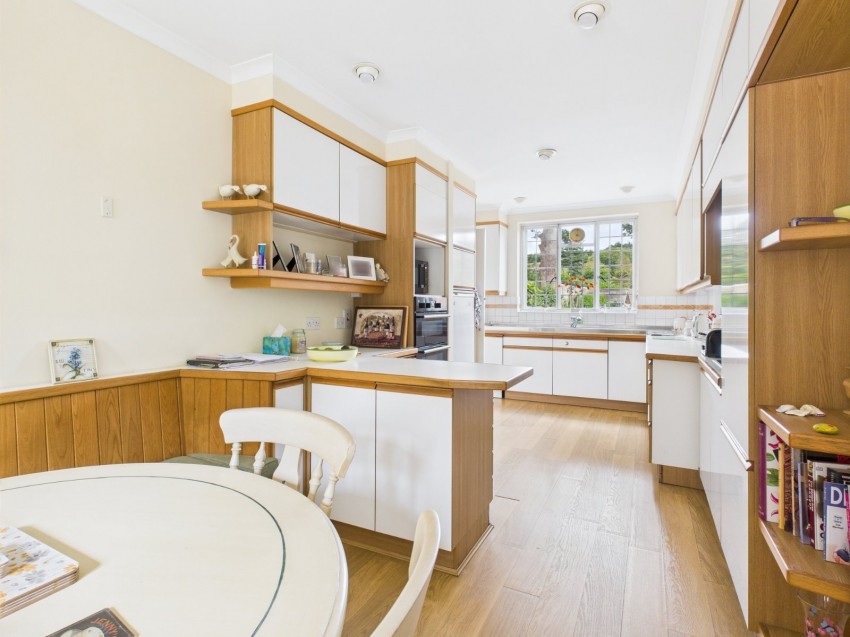 Images for Beaconsfield, Buckinghamshire EAID:2640919782 BID:BEA