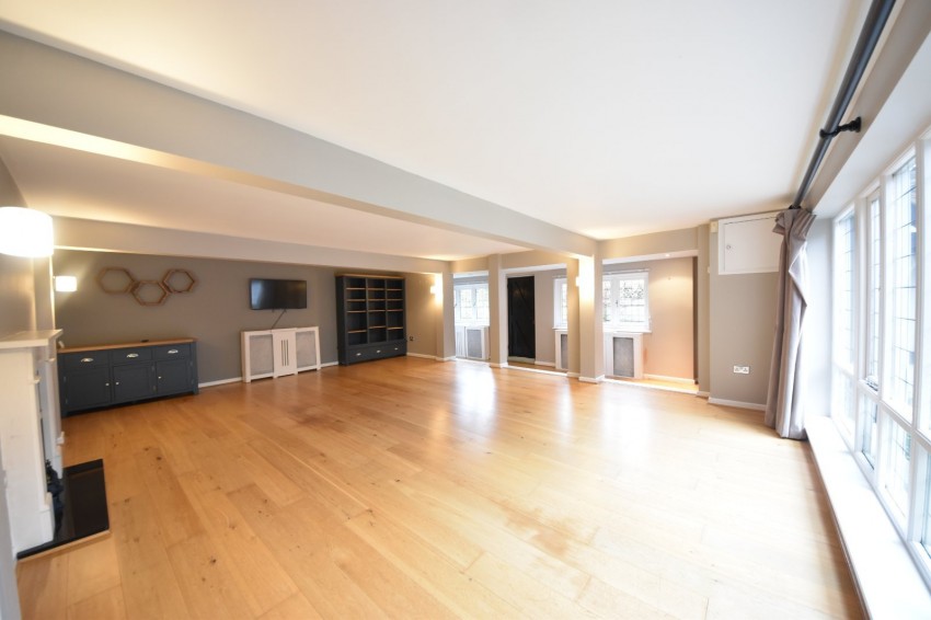 Images for Farnham Royal, Buckinghamshire EAID:2640919782 BID:BEA