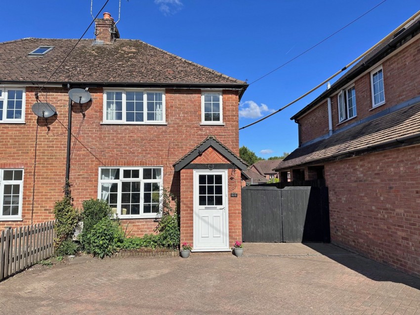 Images for Holmer Green, High Wycombe, Buckinghamshire EAID:2640919782 BID:BEA