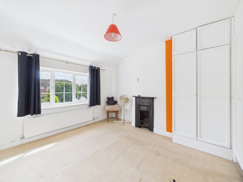 Images for Holmer Green, High Wycombe, Buckinghamshire EAID:2640919782 BID:BEA