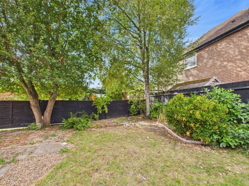 Images for Holmer Green, High Wycombe, Buckinghamshire EAID:2640919782 BID:BEA