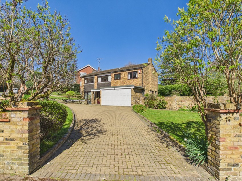 Images for Beaconsfield, Buckinghamshire EAID:2640919782 BID:BEA