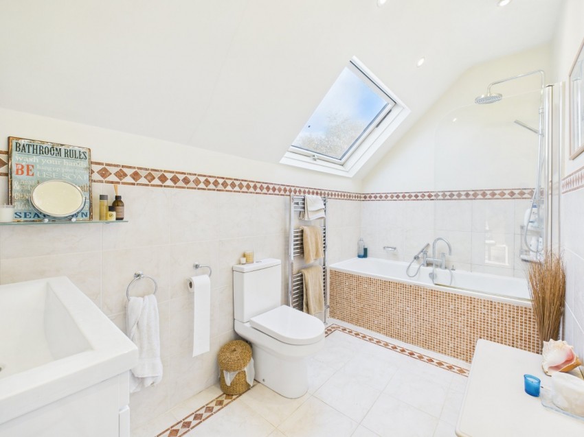 Images for Farnham Royal, Buckinghamshire EAID:2640919782 BID:BEA