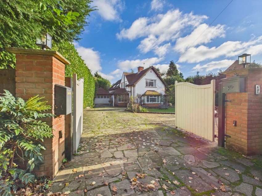 Images for Farnham Royal, Buckinghamshire EAID:2640919782 BID:BEA