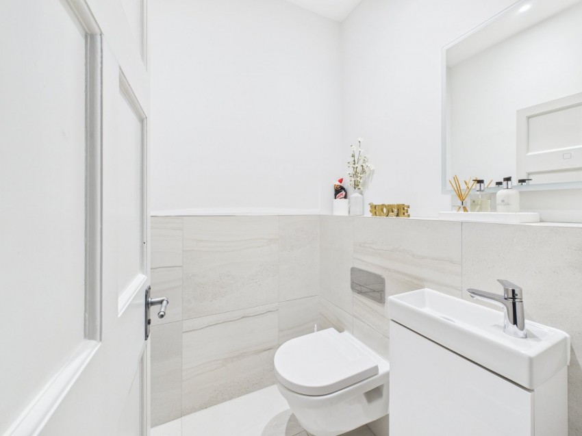 Images for Windsor End, Beaconsfield EAID:2640919782 BID:BEA