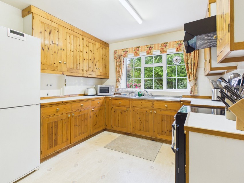 Images for Knotty Green, Beaconsfield, Buckinghamshire EAID:2640919782 BID:BEA