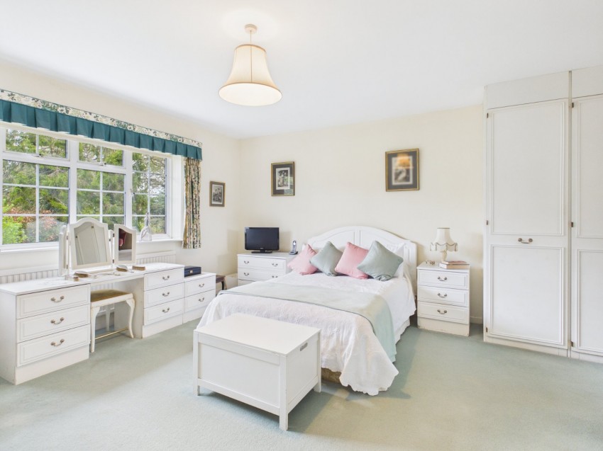 Images for Knotty Green, Beaconsfield, Buckinghamshire EAID:2640919782 BID:BEA