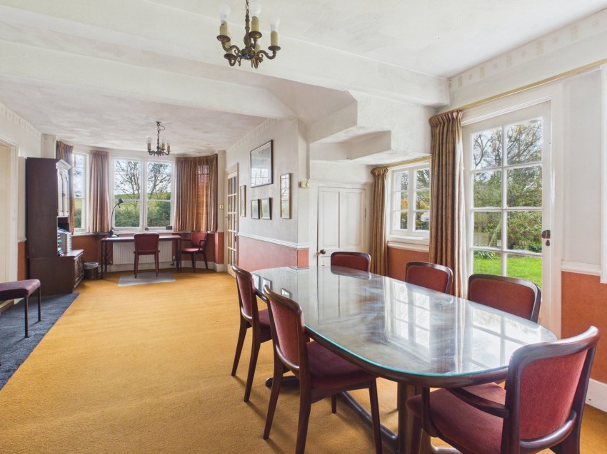 Images for off Grange Drive, Wooburn Green, Buckinghamshire EAID:2640919782 BID:BEA