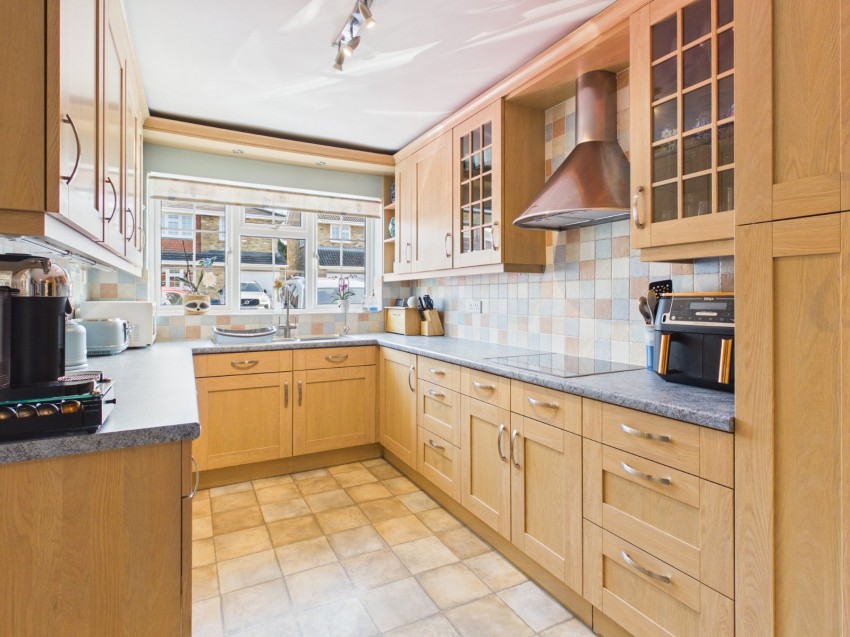 Images for Penn EAID:2640919782 BID:BEA