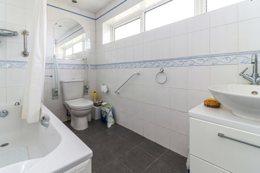 Images for Beaconsfield EAID:2640919782 BID:BEA