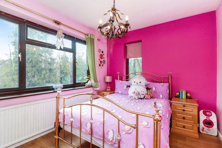 Images for High Wycombe EAID:2640919782 BID:BEA