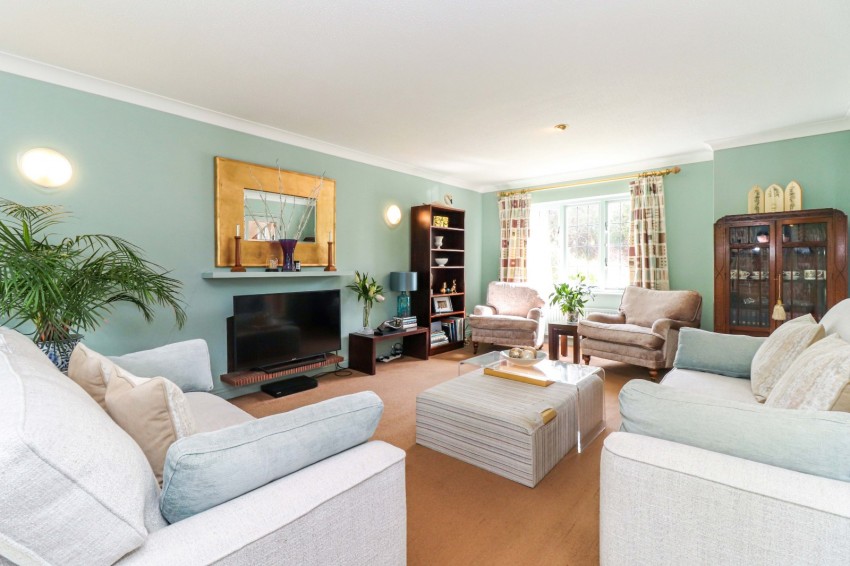 Images for Beaconsfield, Buckinghamshire EAID:2640919782 BID:BEA