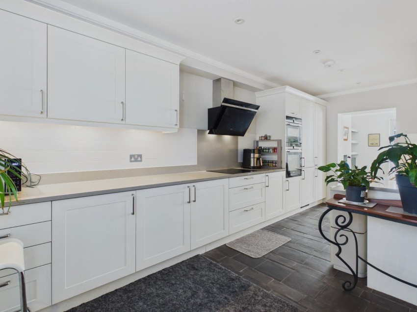 Images for Beaconsfield EAID:2640919782 BID:BEL