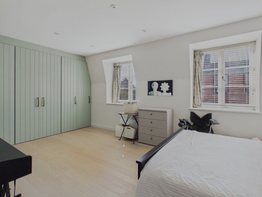 Images for Beaconsfield EAID:2640919782 BID:BEL