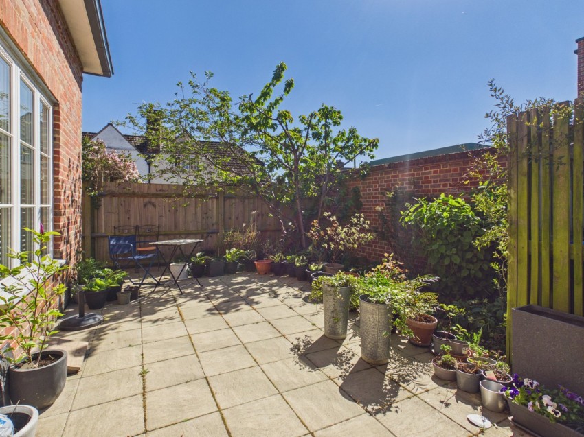 Images for Beaconsfield EAID:2640919782 BID:BEL