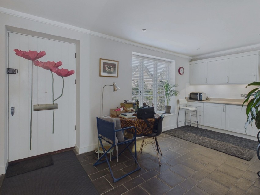 Images for Beaconsfield EAID:2640919782 BID:BEL