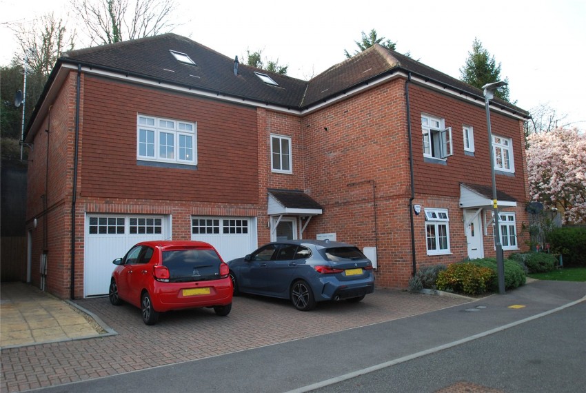 Images for Wycombe Lane, Wooburn Green, Buckinghamshire EAID:2640919782 BID:BEL