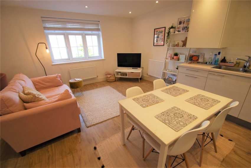 Images for Wycombe Lane, Wooburn Green, Buckinghamshire EAID:2640919782 BID:BEL