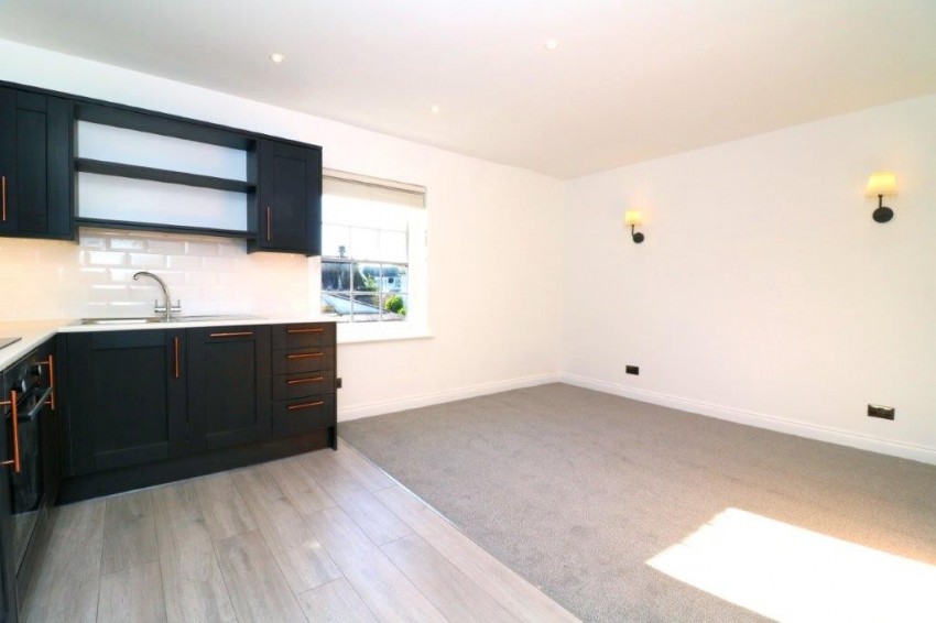 Images for Beaconsfield EAID:2640919782 BID:BEL