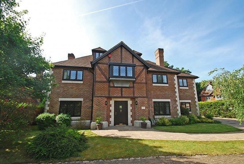 Images for Beaconsfield EAID:2640919782 BID:BEL
