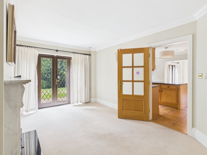 Images for Beaconsfield EAID:2640919782 BID:BEL
