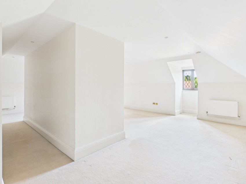 Images for Beaconsfield EAID:2640919782 BID:BEL