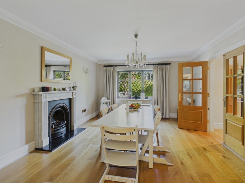 Images for Beaconsfield EAID:2640919782 BID:BEL