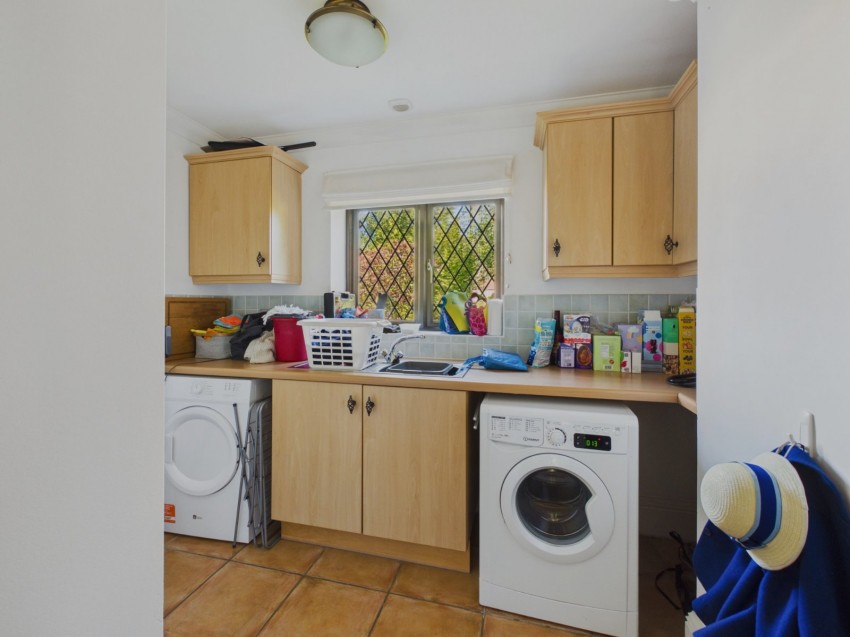 Images for Beaconsfield EAID:2640919782 BID:BEL