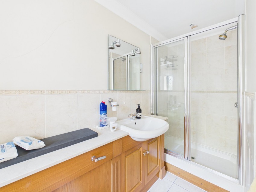Images for Beaconsfield EAID:2640919782 BID:BEL