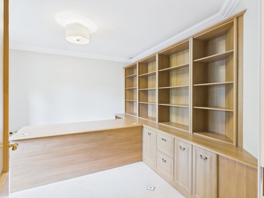 Images for Beaconsfield EAID:2640919782 BID:BEL