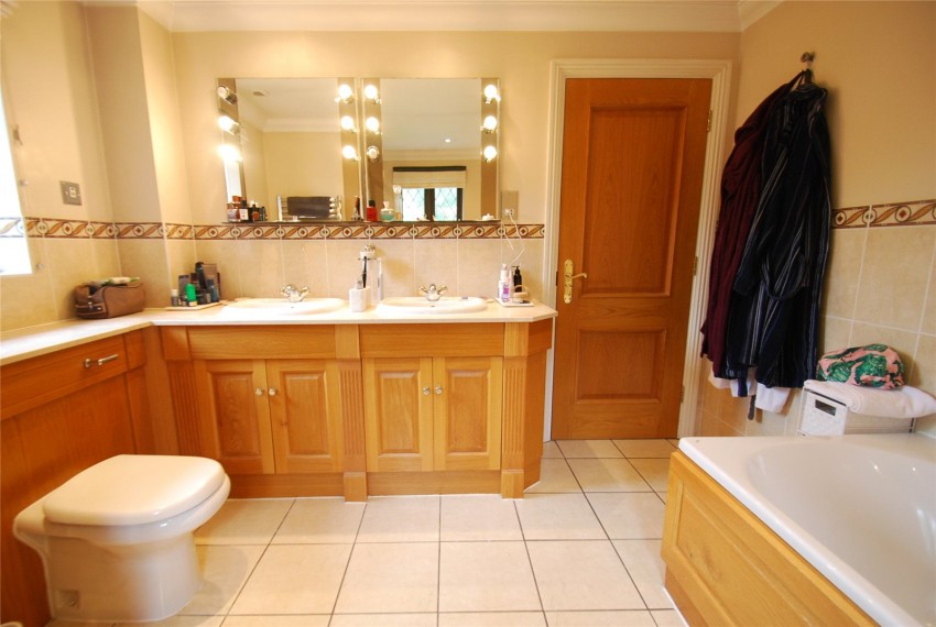 Images for Beaconsfield EAID:2640919782 BID:BEL
