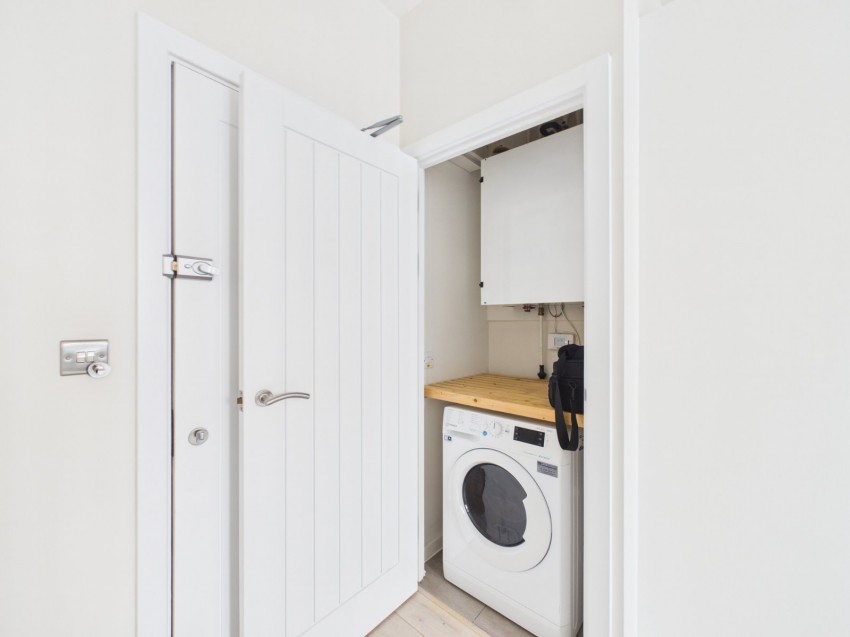 Images for Baring Road, Beaconsfield, Buckinghamshire EAID:2640919782 BID:BEL