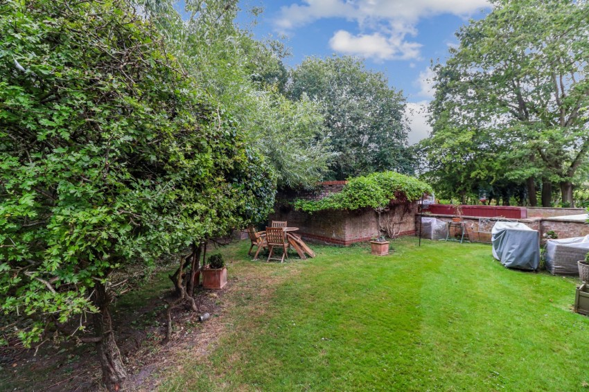 Images for Bourne End, Wooburn Green EAID:2640919782 BID:BEL