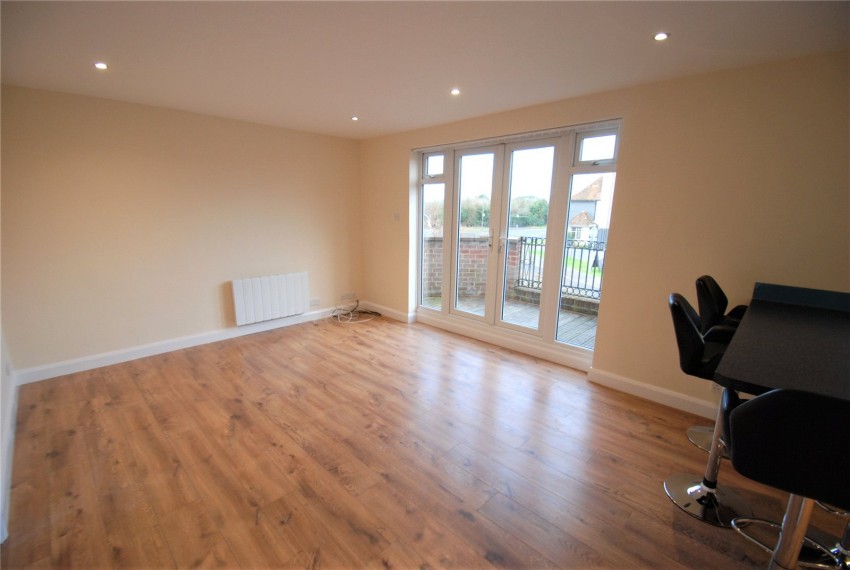 Images for Holtspur Top Lane, Beaconsfield EAID:2640919782 BID:BEL