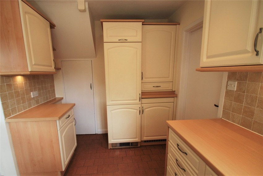 Images for Hazlemere, High Wycombe EAID:2640919782 BID:BEL