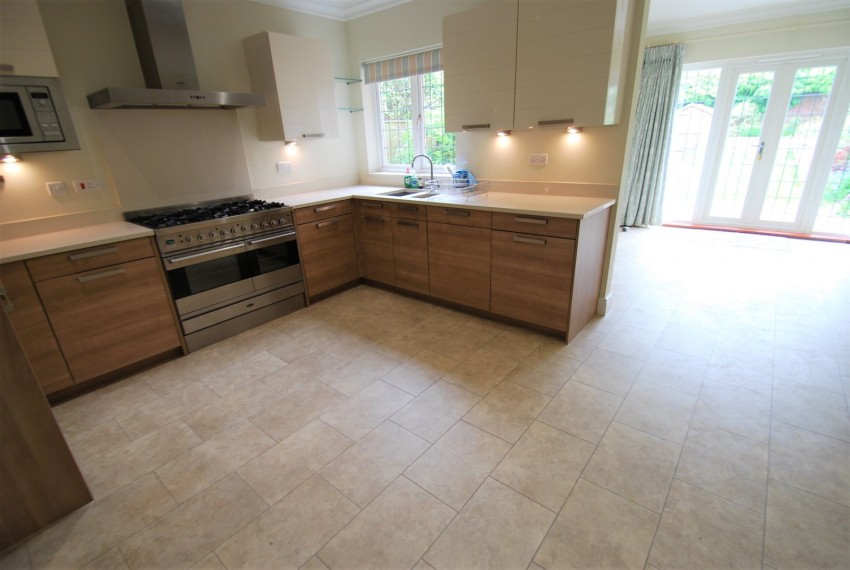 Images for Beaconsfield EAID:2640919782 BID:BEL