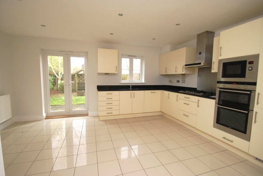 Images for Beaconsfield EAID:2640919782 BID:BEL