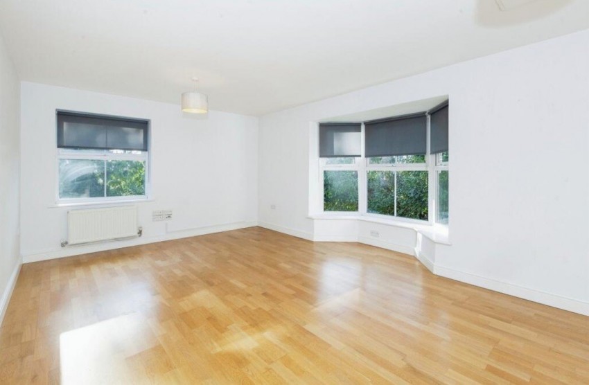 Images for Farnham Common, Slough EAID:2640919782 BID:BEL