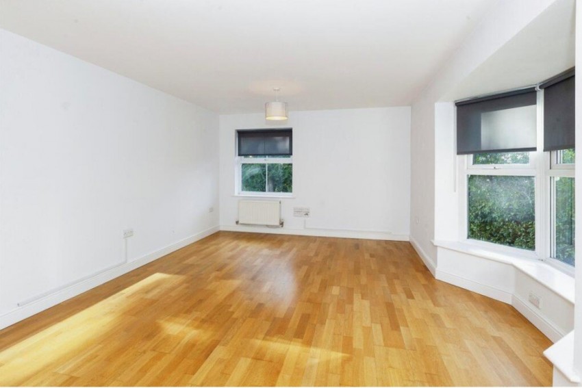 Images for Farnham Common, Slough EAID:2640919782 BID:BEL