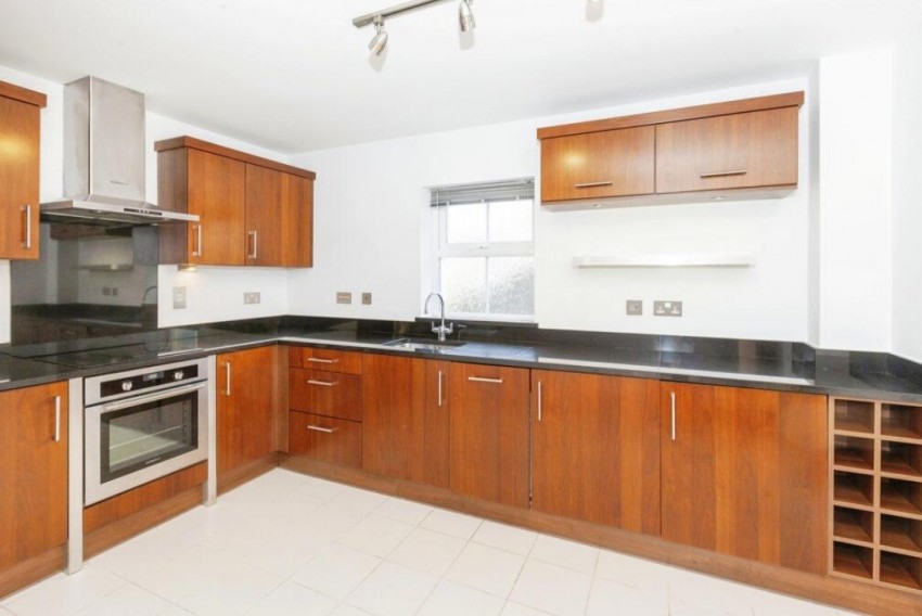 Images for Farnham Common, Slough EAID:2640919782 BID:BEL