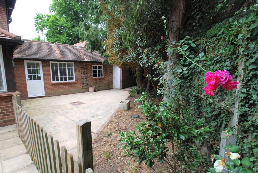 Images for Beaconsfield EAID:2640919782 BID:BEL