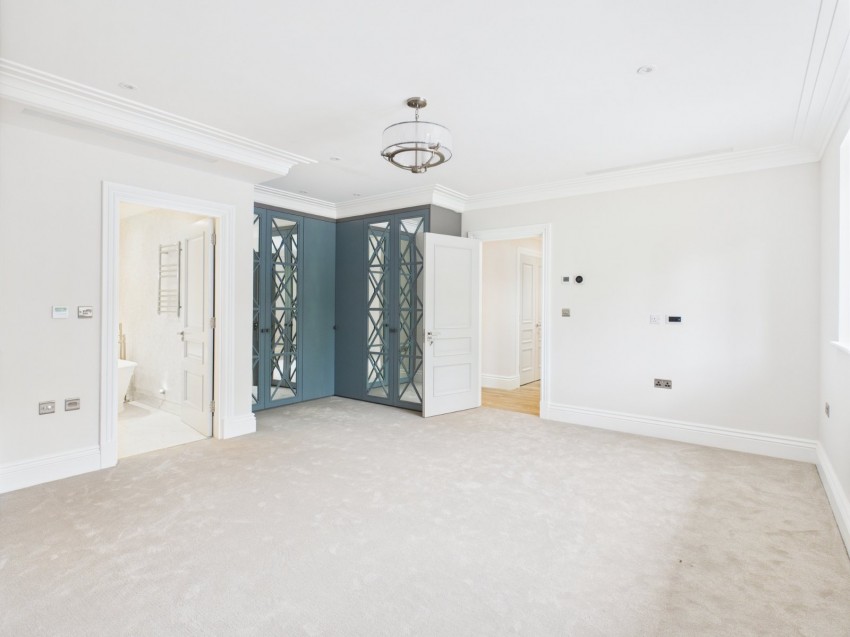 Images for Beaconsfield EAID:2640919782 BID:BEL